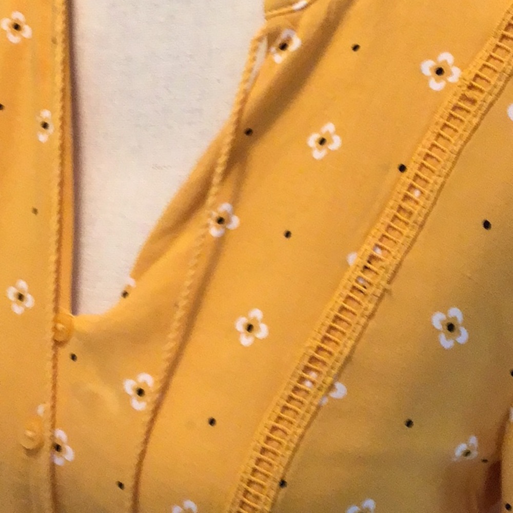 Top - Picture 3 of 9